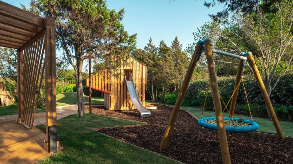 Área de juegos infantiles
